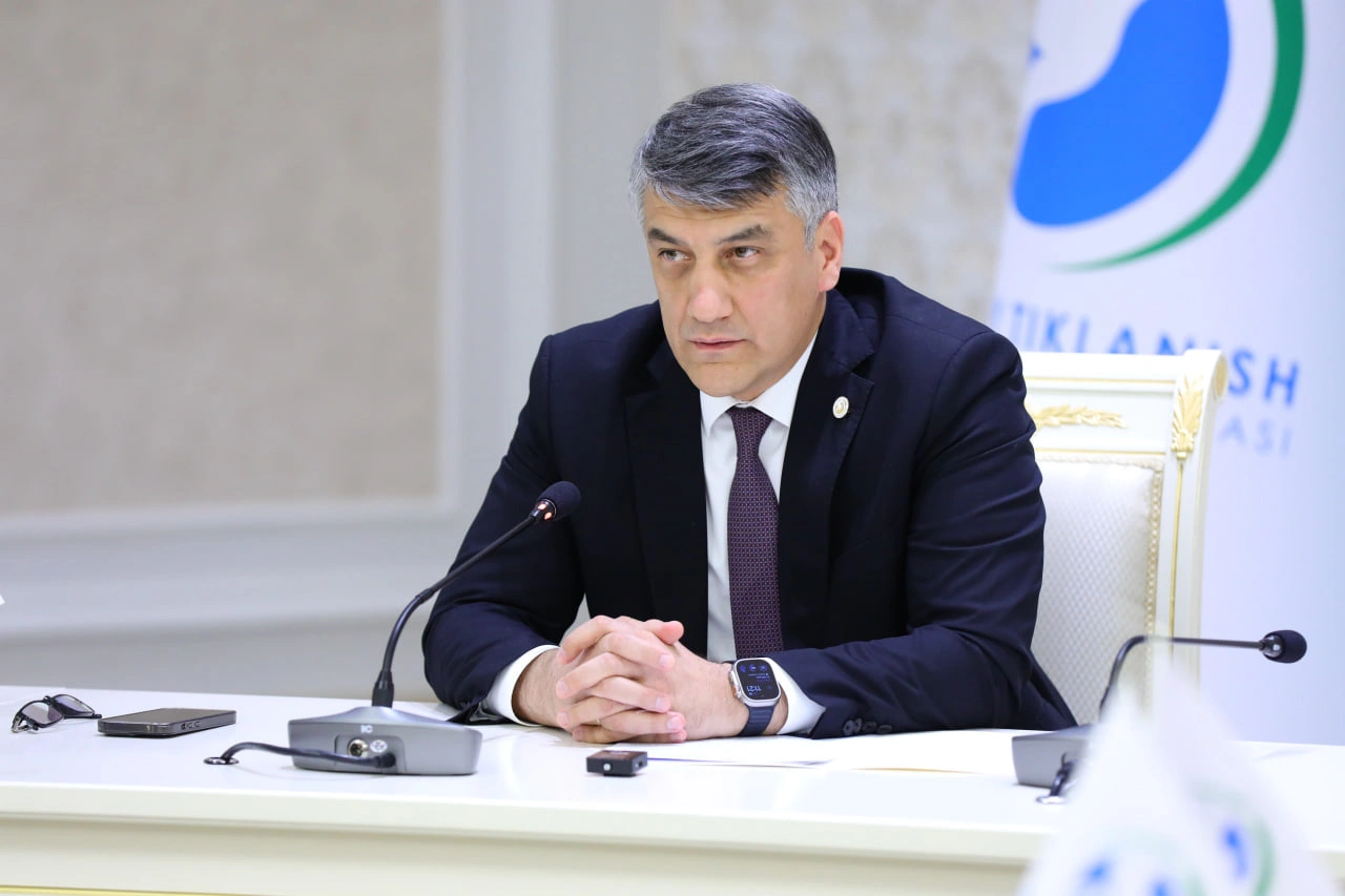 ЎЗБЕКИСТОН ГЛОБАЛЛАШАЁТГАН ДУНЁГА АНДОЗА БЎЛИШИ МУМКИН!