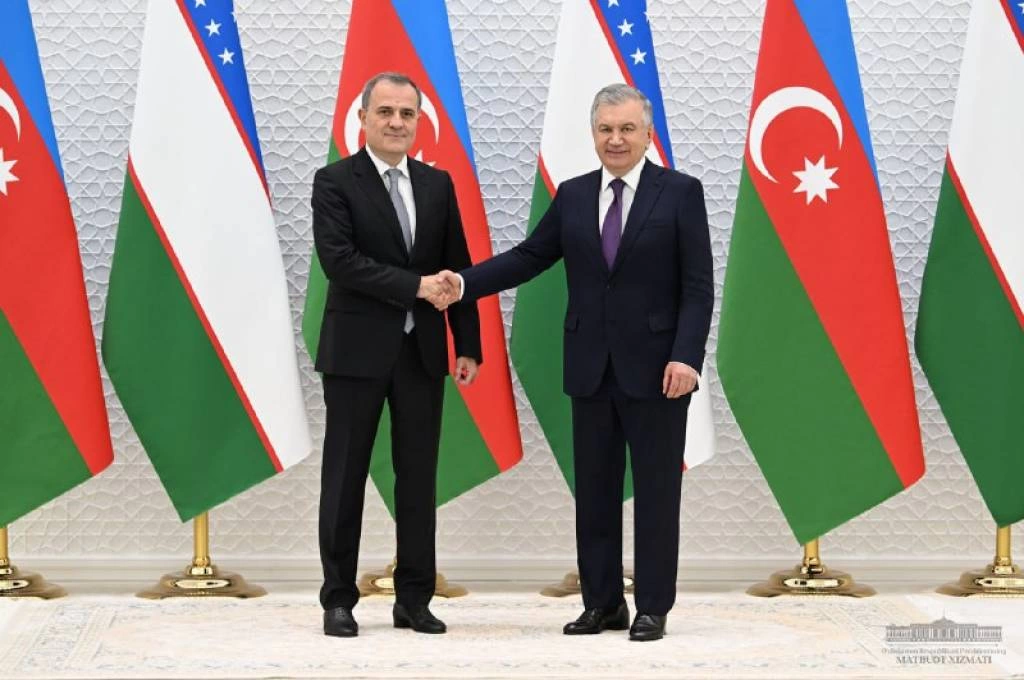 The President of Uzbekistan spoke in favor of promoting new areas of strategic partnership with Azerbaijan